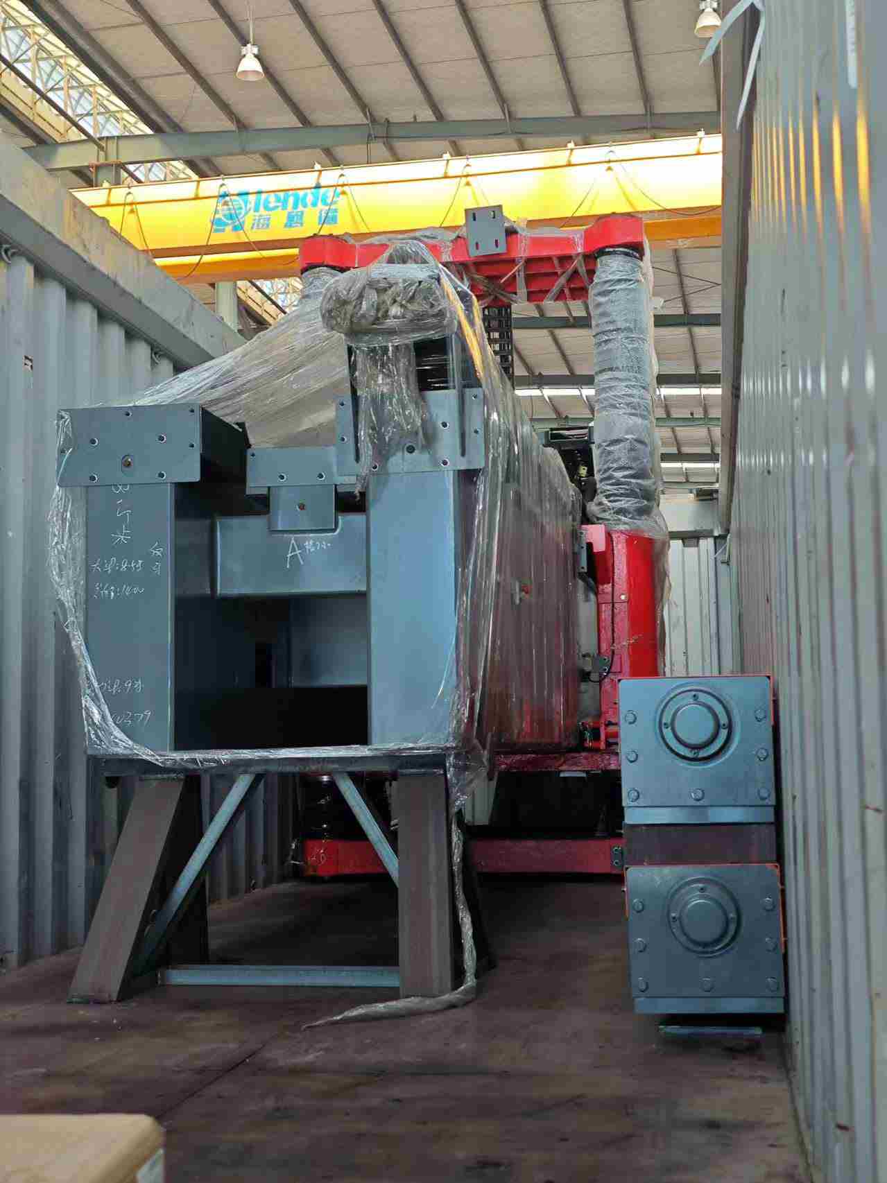 Double-beam multi-blade block cutting machine installation for an Angola customer